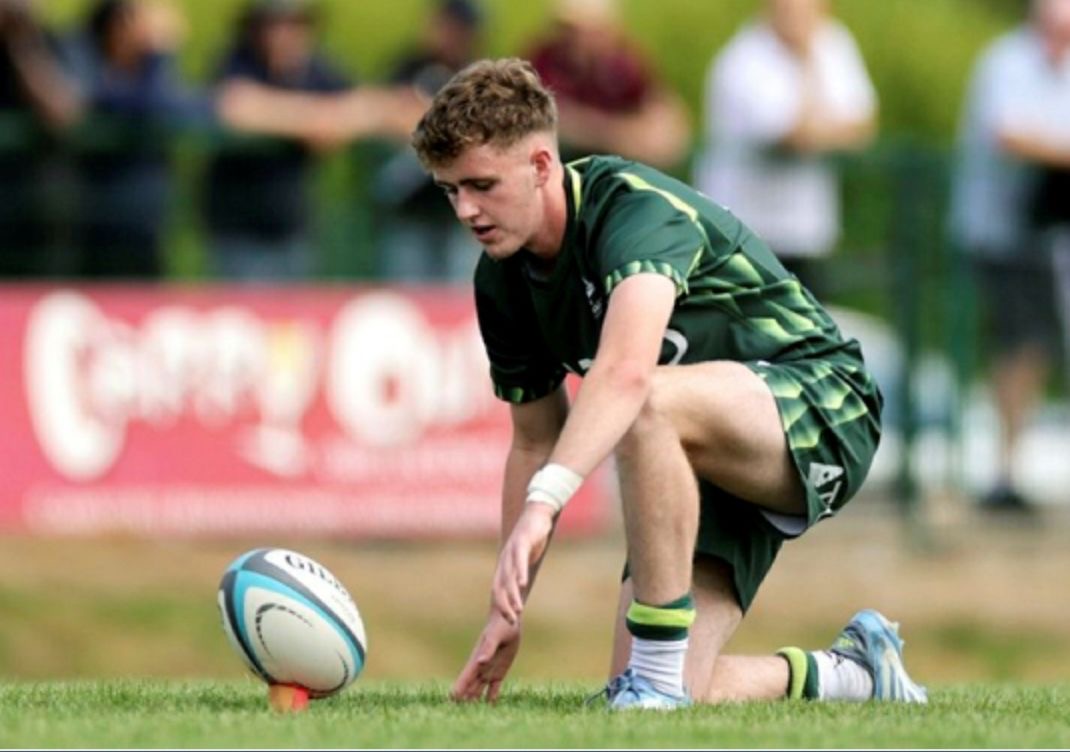 Dylan Curran playing 10 for Connacht u19s